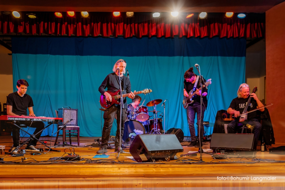 J. H. KRCHOVSK & KRCH-OFF BAND